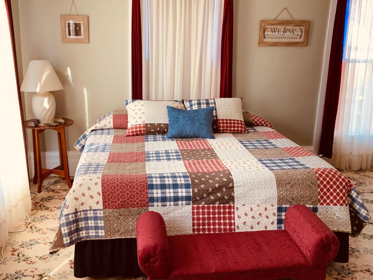 Centennial Inn Bed & Breakfast Конніот Екстер'єр фото